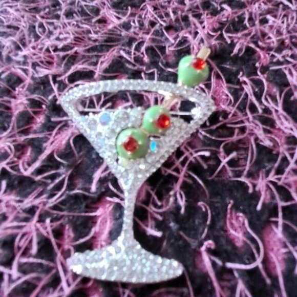 Brooch Pin   Martini Design Clothing Blouse Backpack - Picture 2 of 2